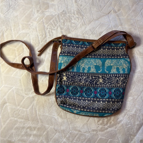 Claire's Small Crossbody Bag - Picture 3 of 3